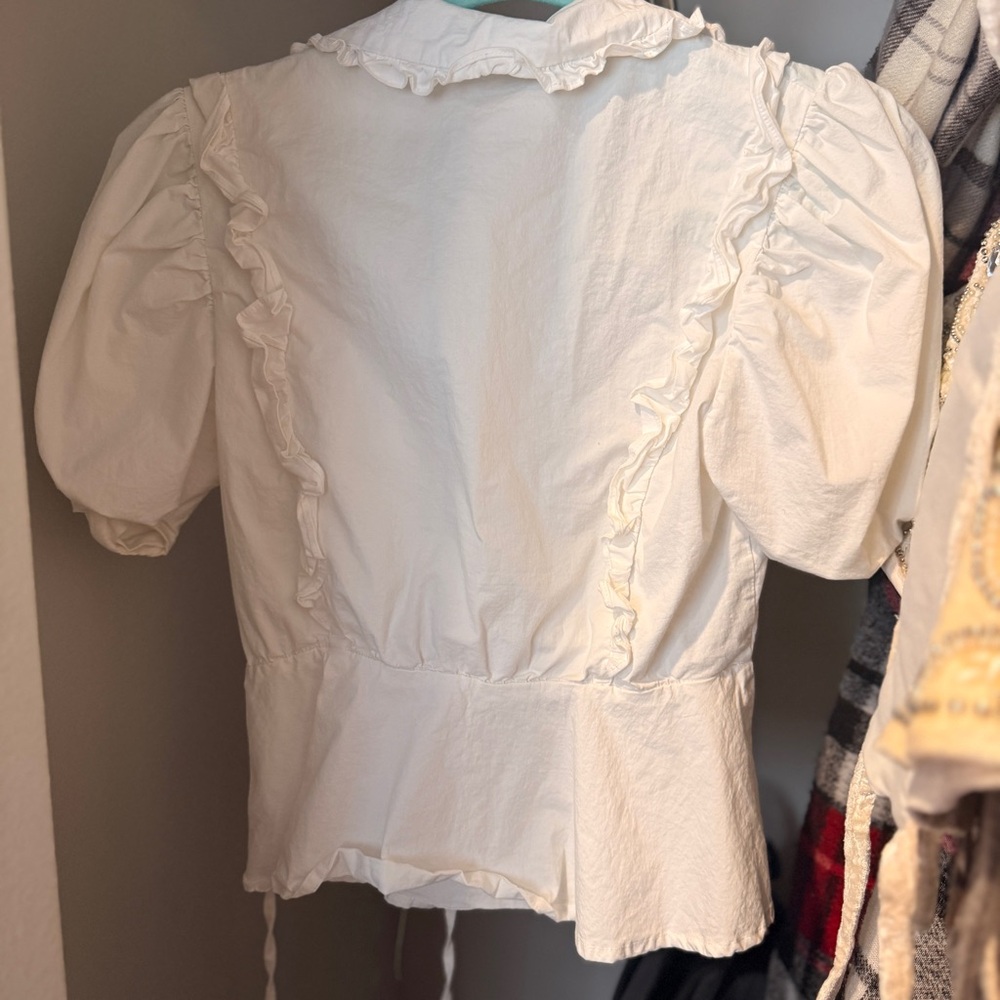Privy White Ruffled Blouse - Picture 5 of 5